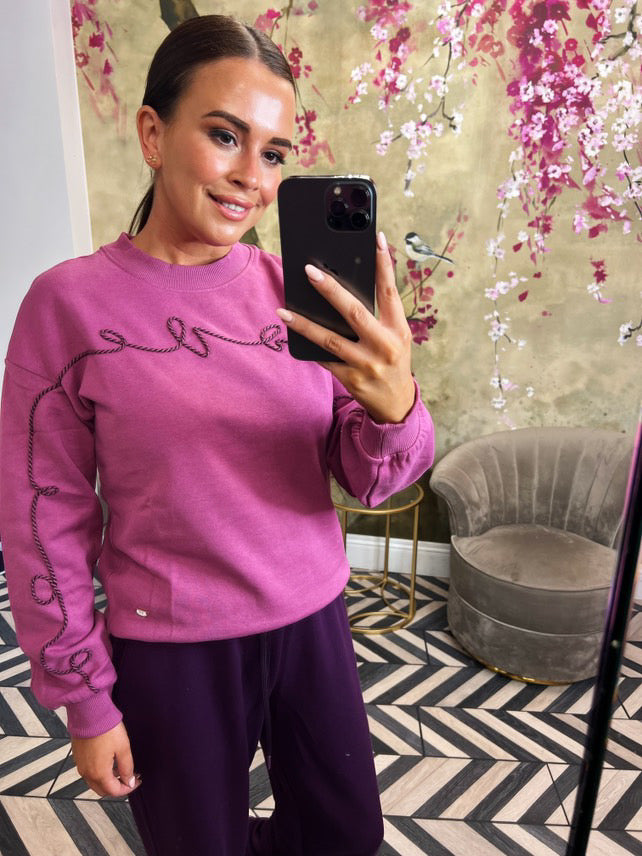 Love jumper