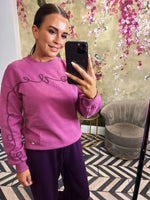 Love jumper