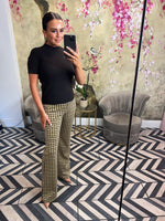 Brown fine knit