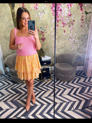 
            
                Load image into Gallery viewer, Yellow &amp;amp; pink skirt
            
        