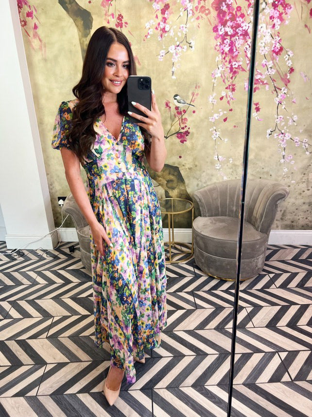 Dip hem floral midi