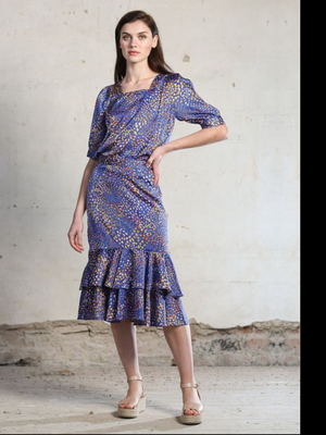 
            
                Load image into Gallery viewer, Blue splatter print skirt
            
        